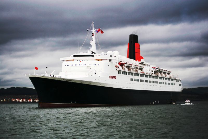 QE2-South_Queensferry